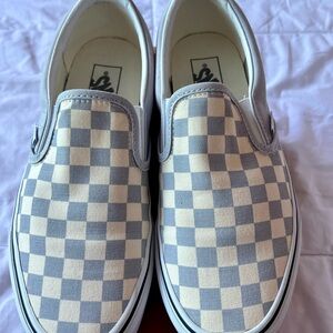 Vans Checkered Slip-On Sneakers UNISEX. 
Color Gray/off white